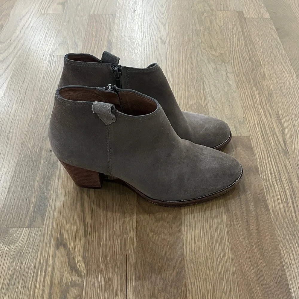 Madewell Women’s Gray Suede Genuine Leather Healed Ankle Boots
